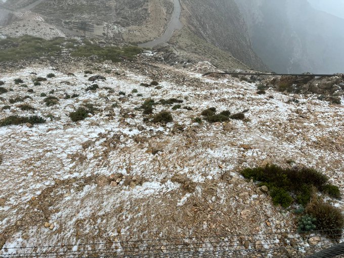 Apareix la primera neu de la temporada al cim del Puig Major
