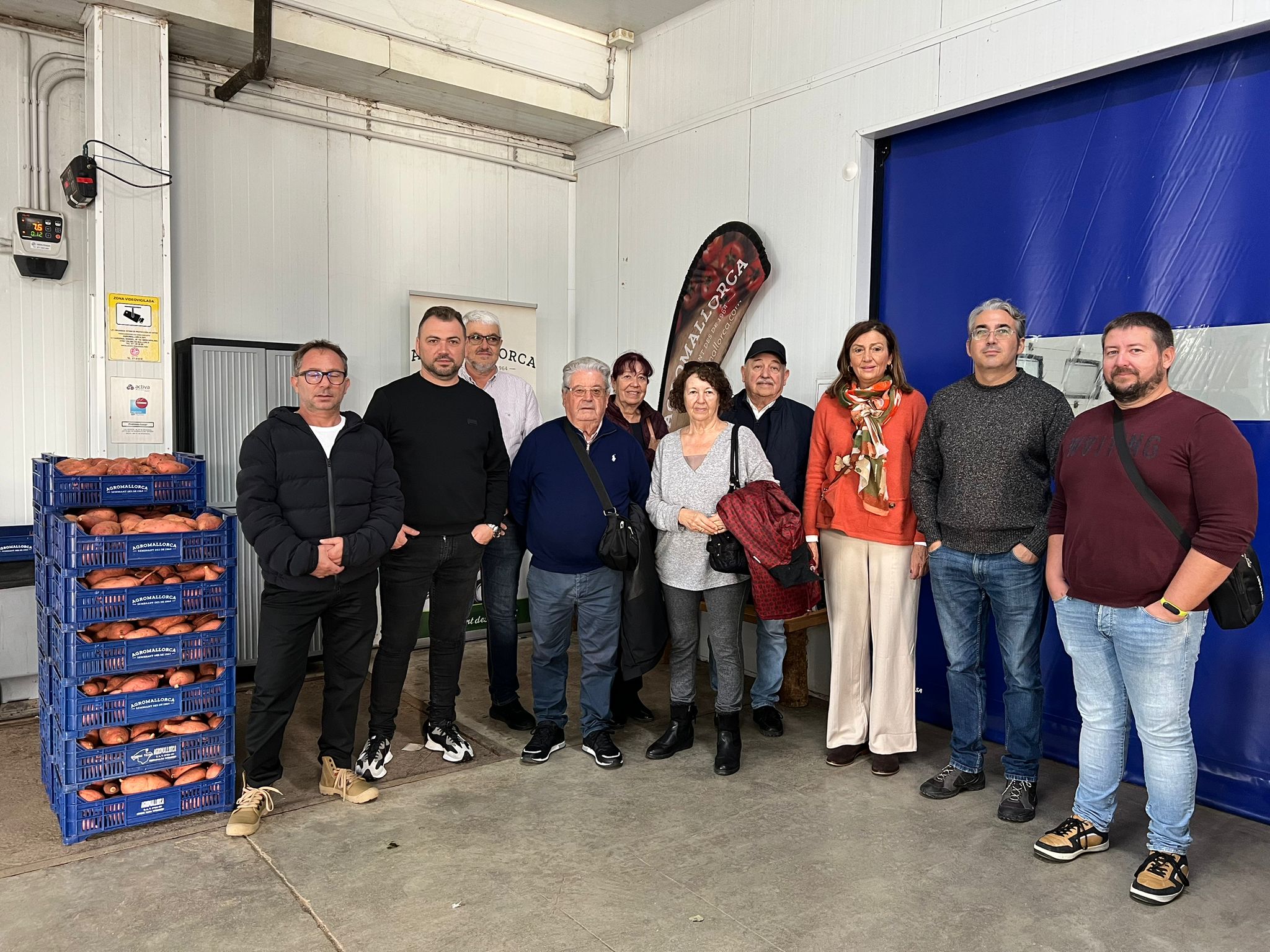 Socis de la Cooperativa del Camp de Formentera visiten instal·lacions agroalimentàries de Mallorca