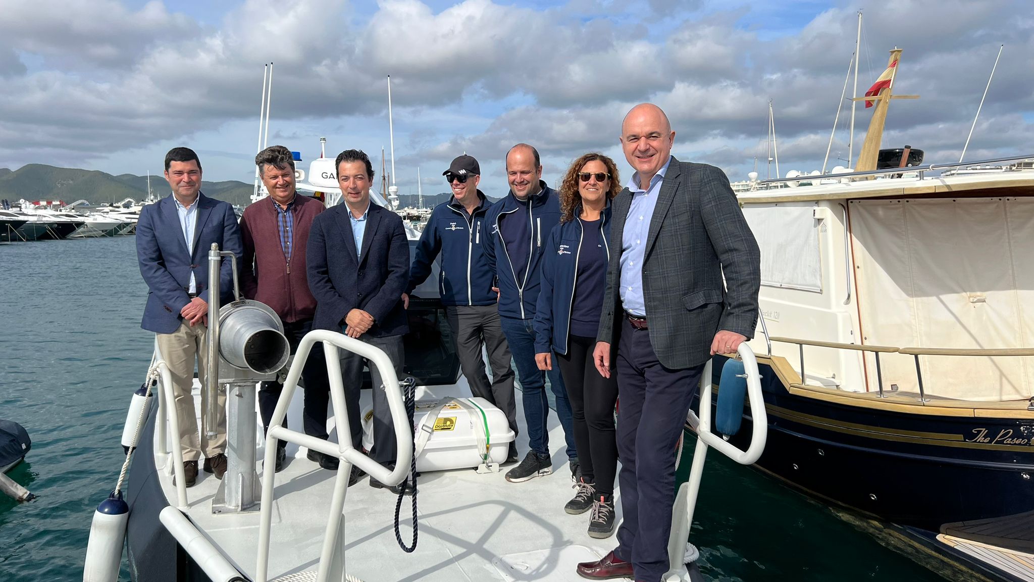 Eivissa jubila la vella embarcació dal servei d'inspecció de pesca i n'incorpora una de nova