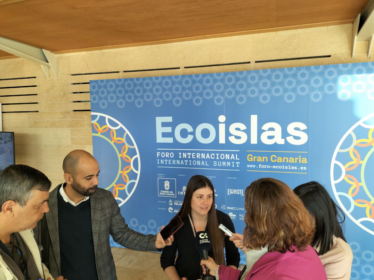 La iniciativa "Tanca el cercle" es dona a conèixer a l'encontre Ecoislas, a Gran Canària