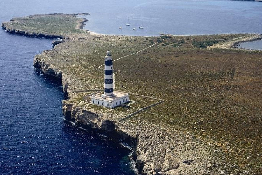 Menorca sol·licita al Govern corregir la nova zonificació de la Reserva Marina de l'Illa de l'Aire