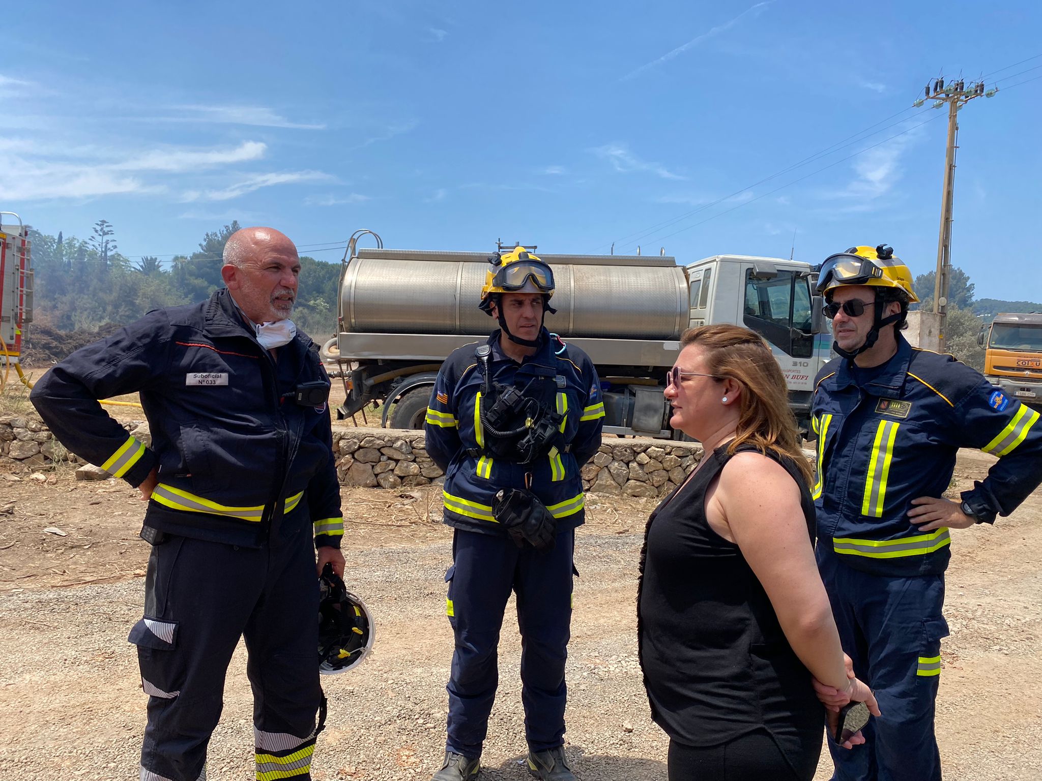Emergències eleva l'índex de gravetat de l'incendi de l'estació de biomassa d'Eivissa per poder-hi dedicar més mitjans