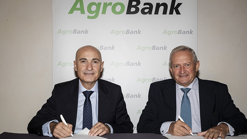 Cooperativas Agro-alimentarias i AgroBank renoven el seu acord de col·laboració per impulsar el sector agroalimentari