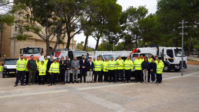 Marratxí presenta la nova flota de vehicles destinats a la neteja de les vies i parcs públics