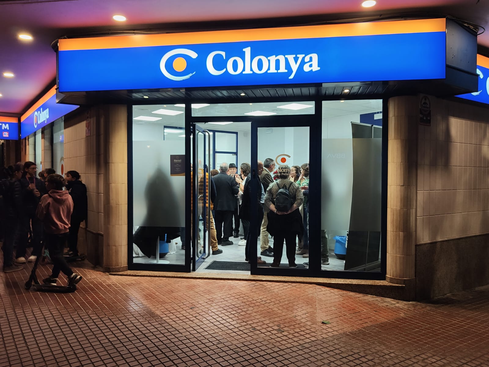 Caixa Colonya obri oficina a Ferreries i compleix una demanda de la gent gran del poble