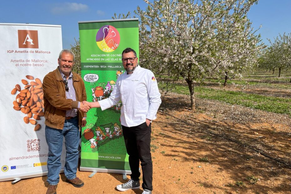 Ametlla de Mallorca i els cuiners d'ASCAIB signen un conveni per promoure fruit sec en els seus plats