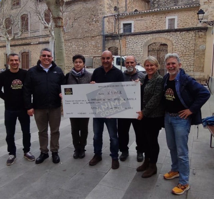 Bunyola recapta 4.000 euros en un concert gòspel per a la teulada de la parròquia