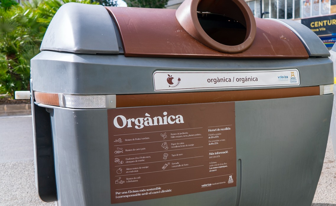 El Consell d'Eivissa posa en marxa una campanya per a l'ús dels contenidors de recollida orgànica