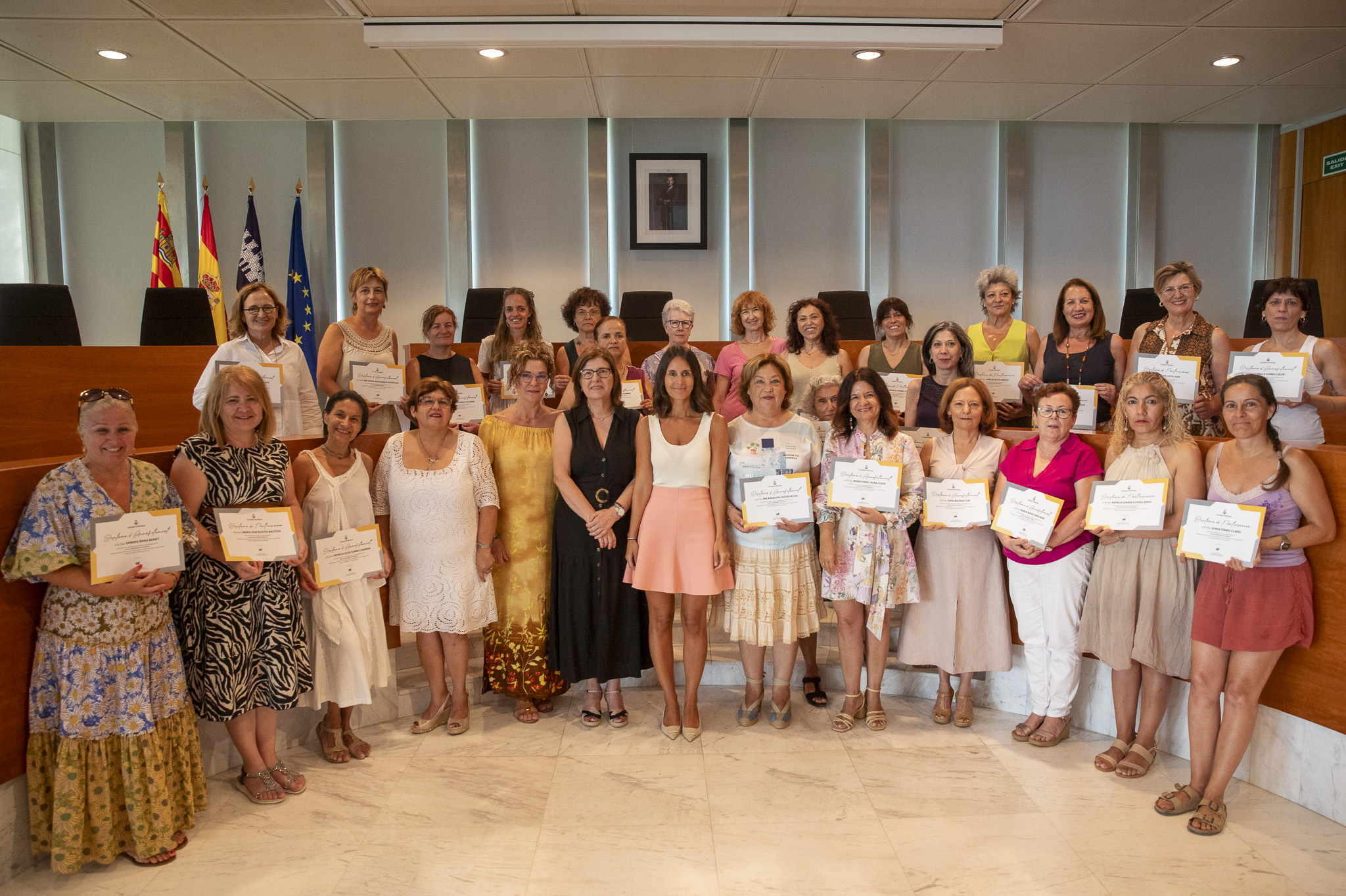 Diplomes per 46 alumnes dels cursos de patronatge i confecció d'Eivissa