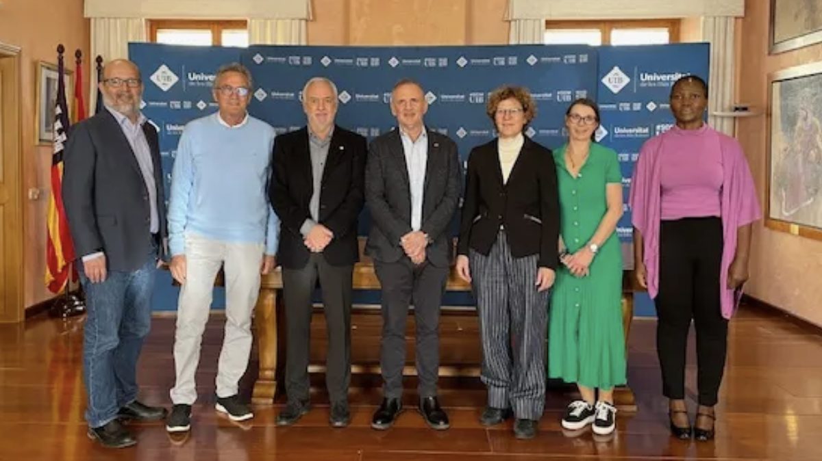 Veuen la llum els Premis Fundació Aptenia, per premiar els millors TFG i TFM sobre medi ambient i diversitat