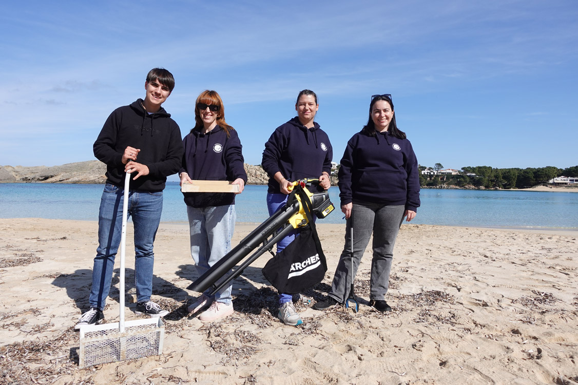 Un projecte a Menorca per avaluar millor la presència del plàstic a les platges