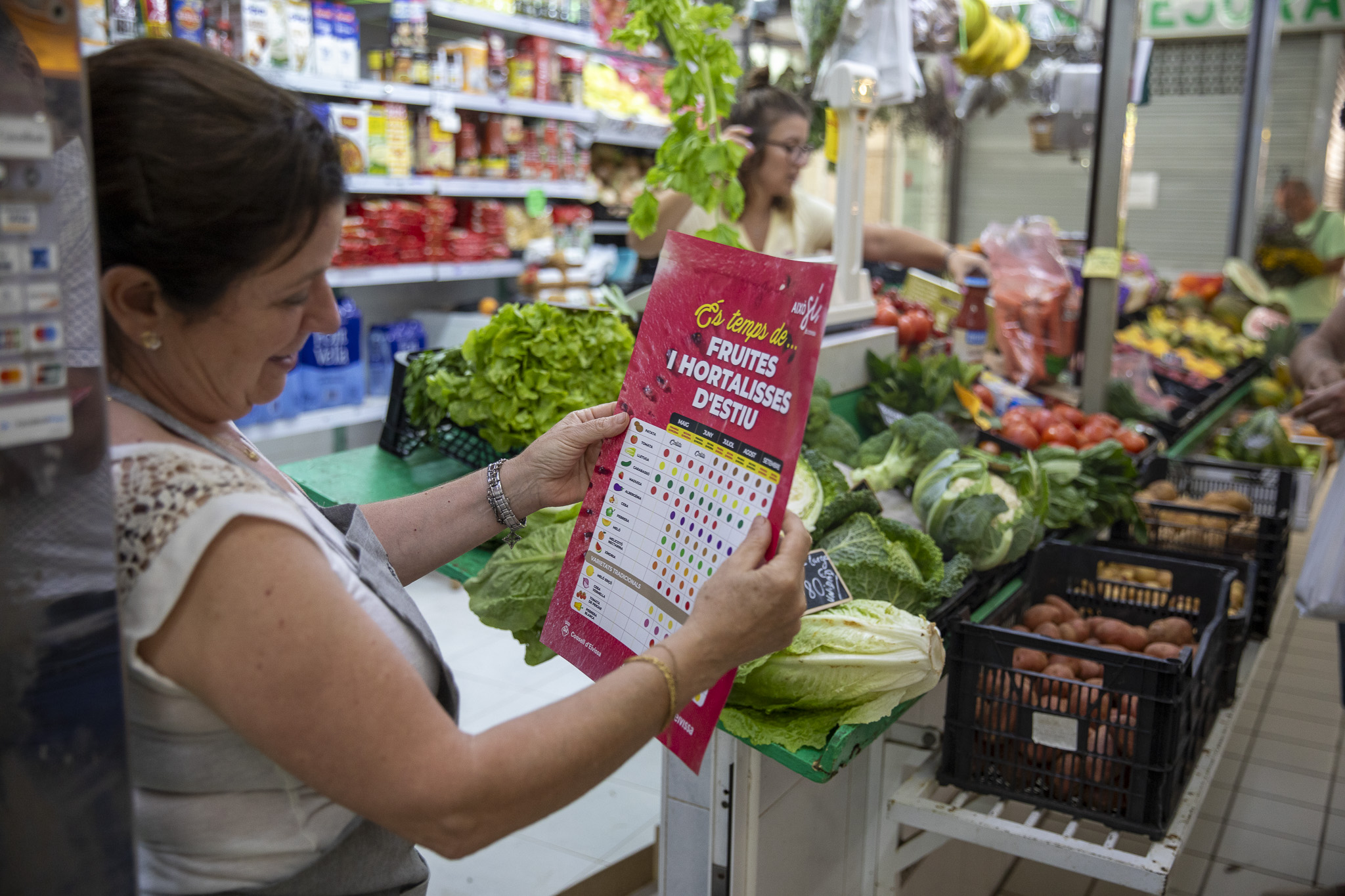 Eivissa impulsa el consum de producte local amb un calendari d’estiu de fruites i hortalisses
