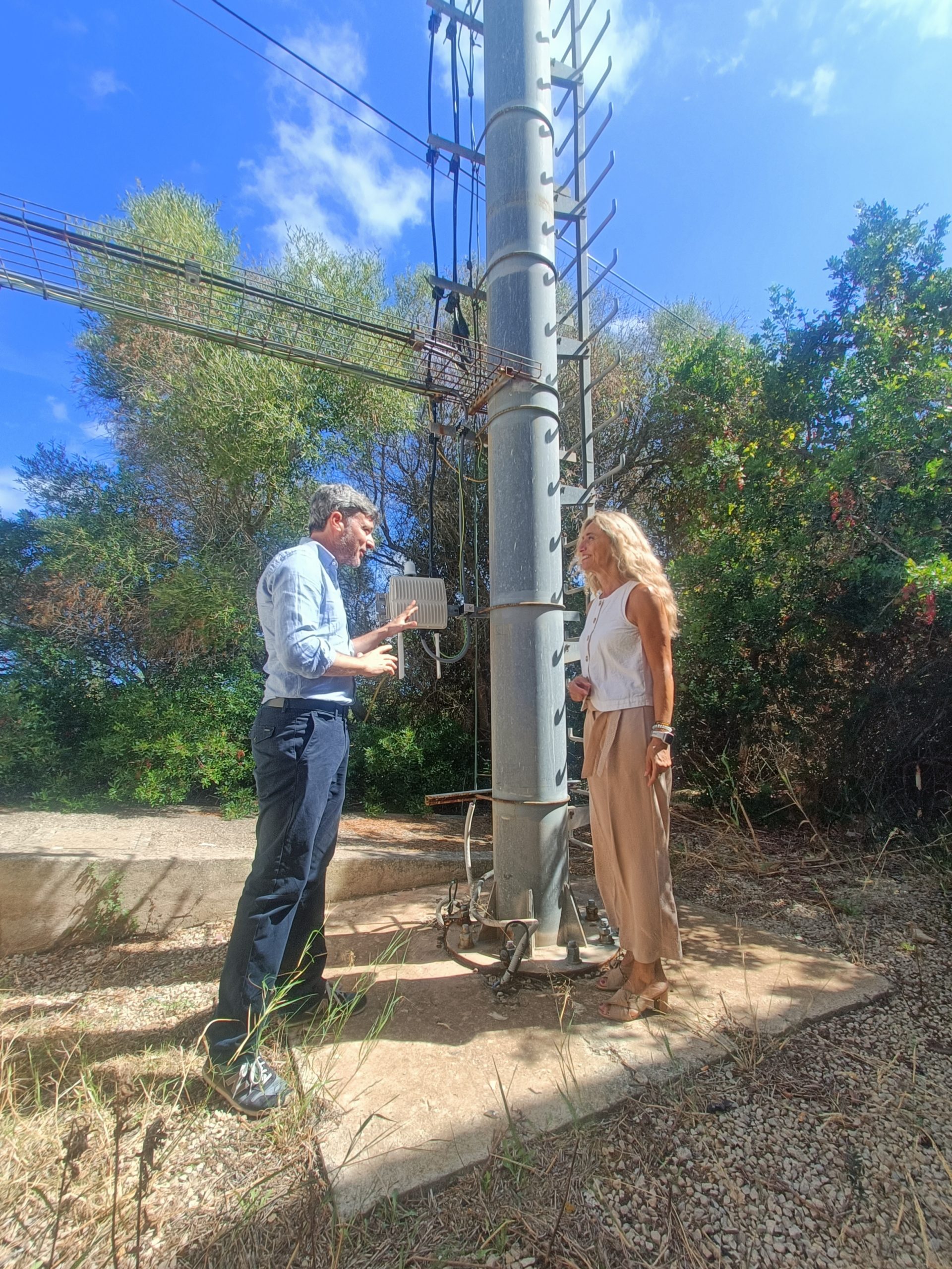 Una nova antena reforça la cobertura a Es Castell i obri la porta al “Territori Balear Intel·ligent”