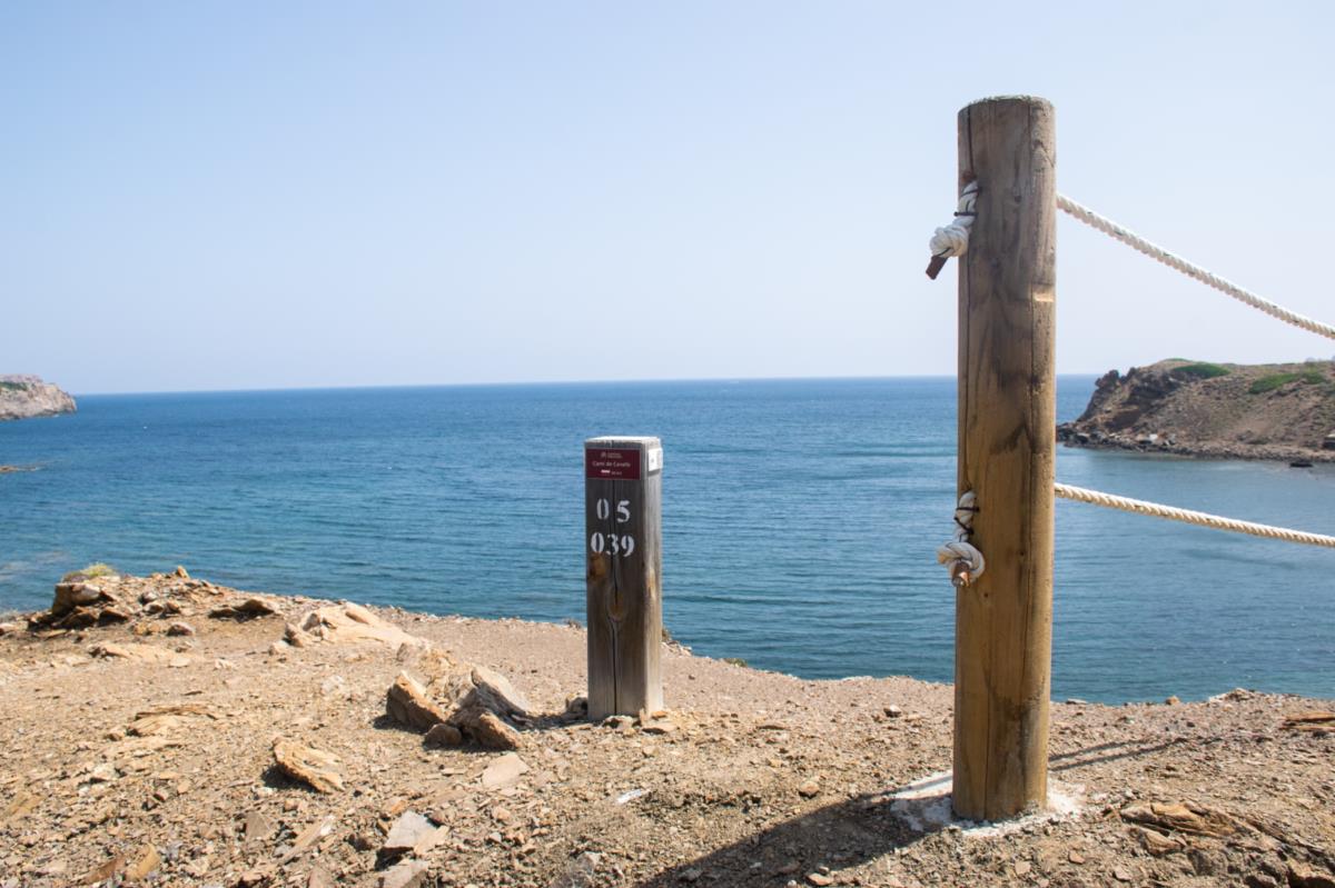 Nova senyalització per no perdre's pel Camí de Cavalls