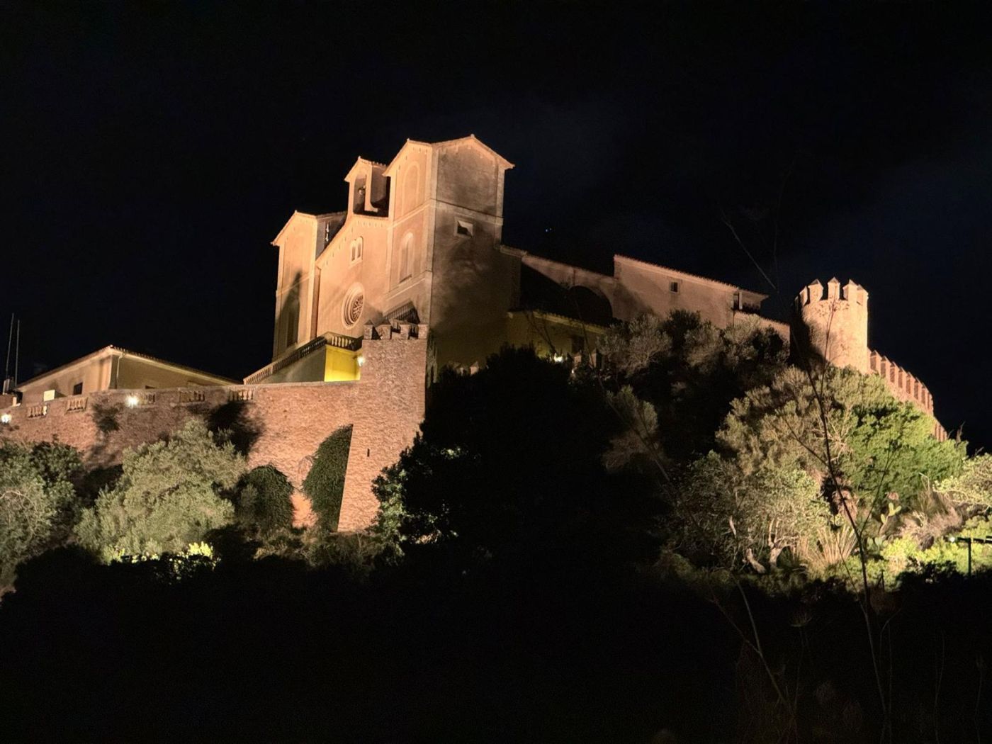 Completada la renovació de la il·luminació de Sant Salvador a Artà