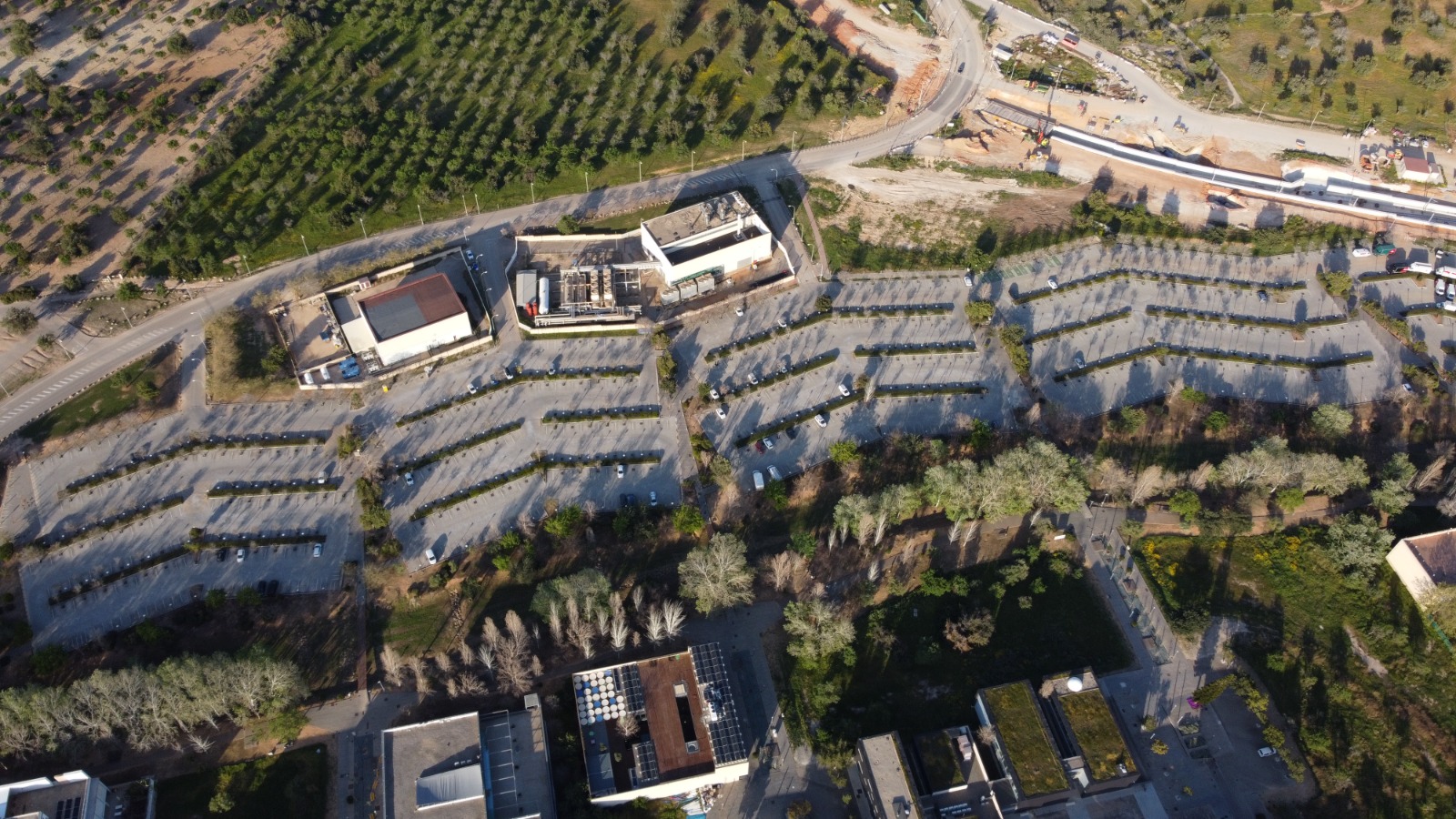 Els aparcaments del Parc Bit es cobriran de plaques fotovoltaiques