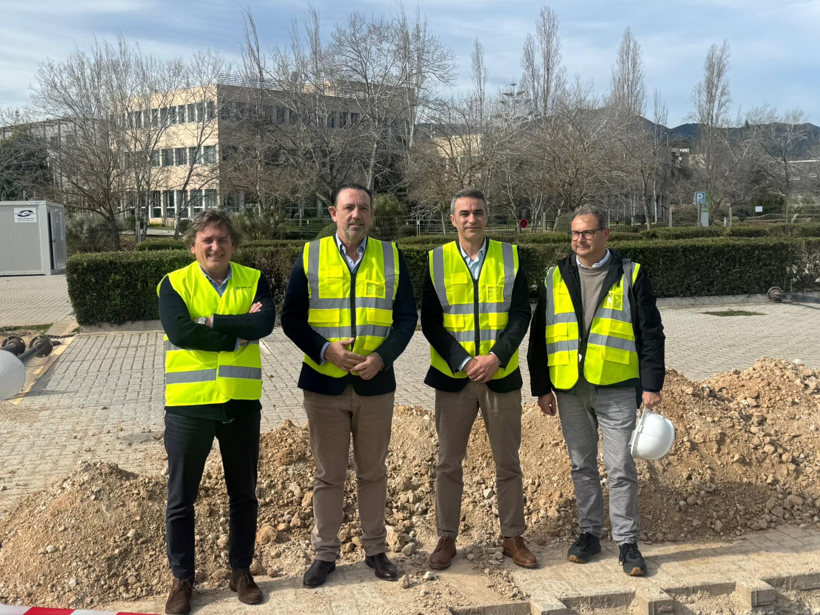 El Govern posa en marxa les obres del parc fotovoltaic a les marquesines del Parc Bit