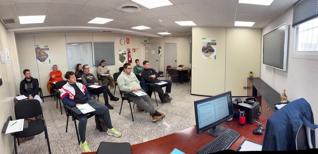 Els pagesos esdevenen experts en l'ús de drons per gestionar els cultius