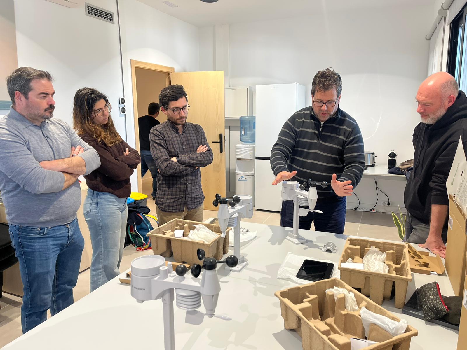 Cinc centres educatius d’Eivissa reben estacions meteorològiques del projecte Xarmet