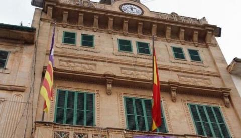 Llucmajor posa en marxa un servei de repartiment de menjar a domicili