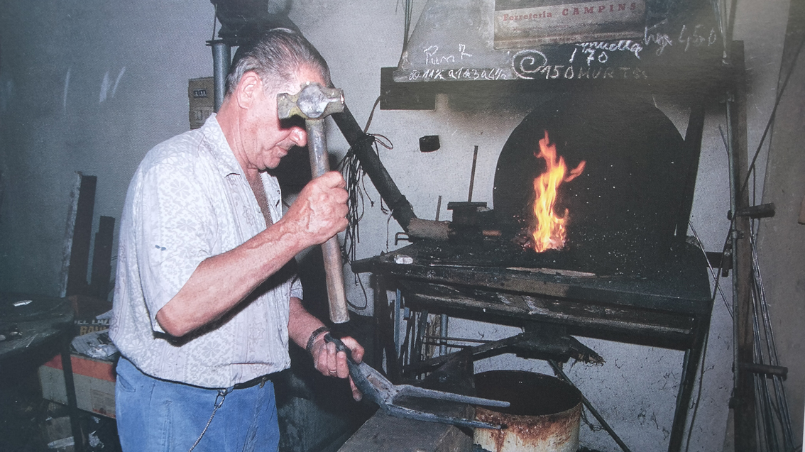 L’aportació dels menestrals al progrés agrícola de sa Pobla: ferrers i mecànics