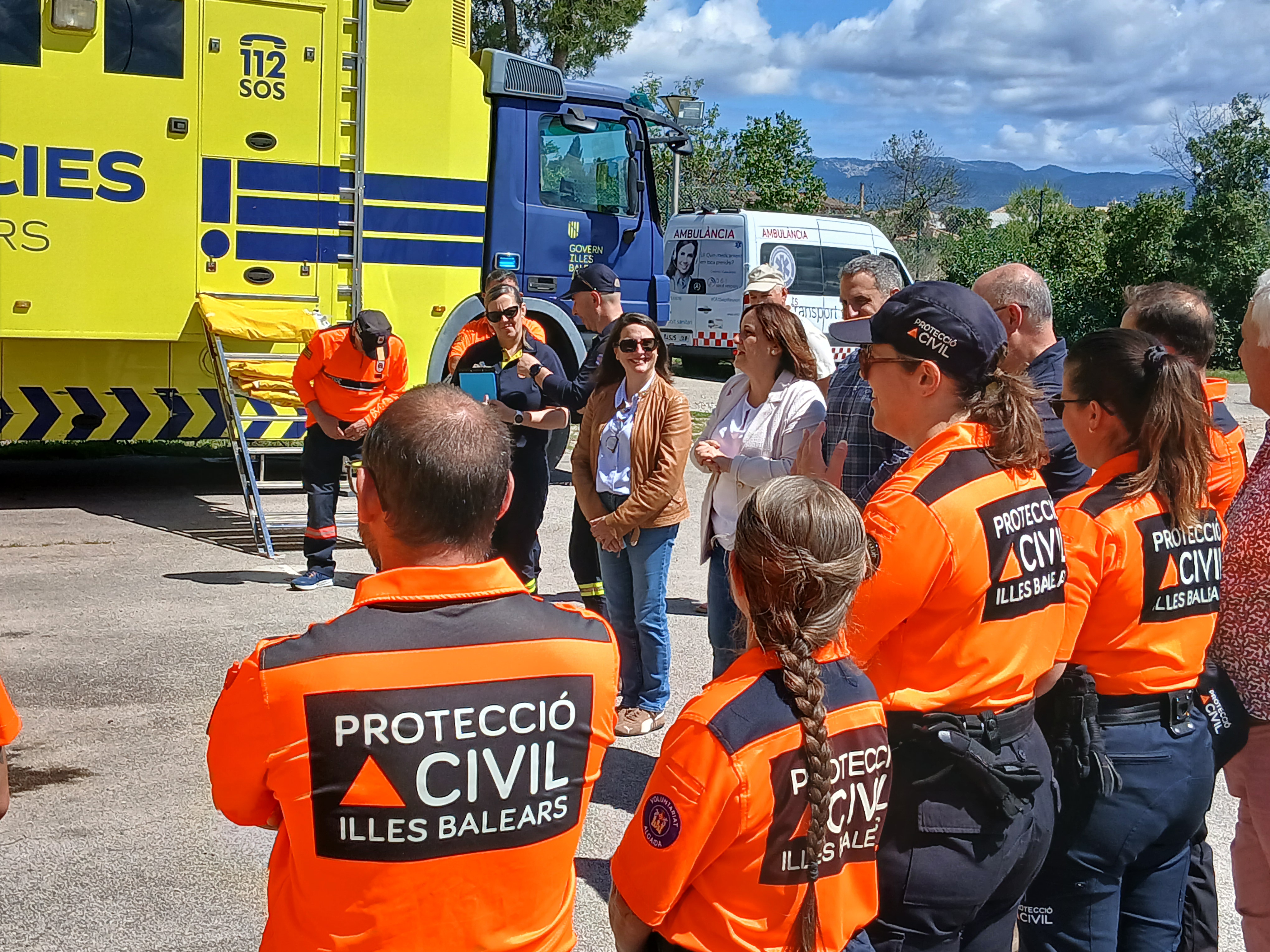 El Govern distribueix nou material d’intervenció a 25 agrupacions de Protecció Civil