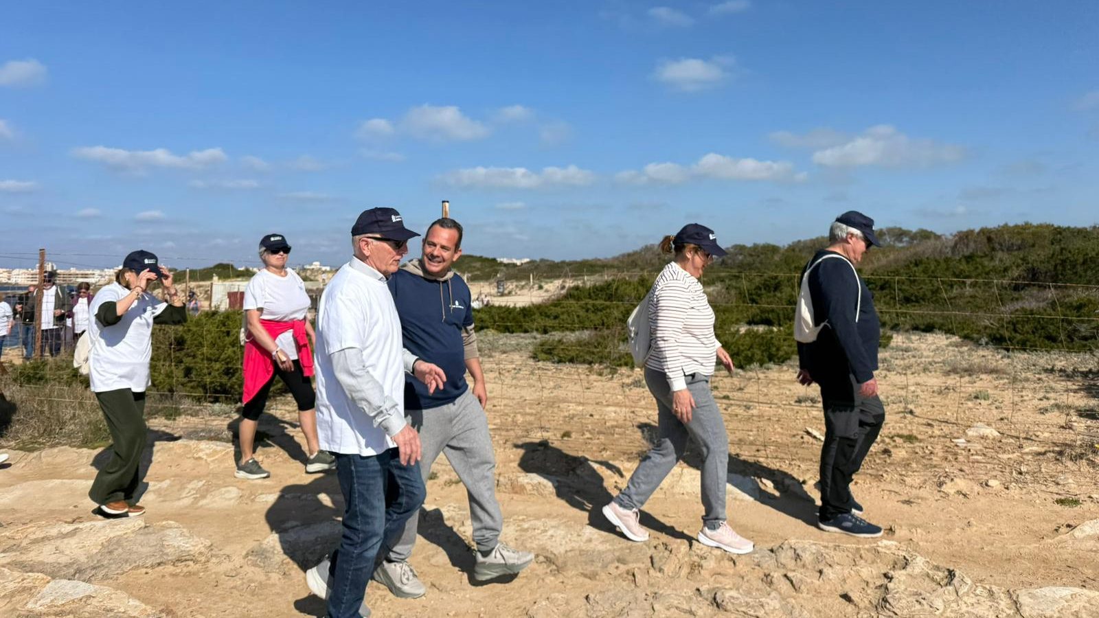 El Consell de Mallorca impulsa «Petjades», un nou programa de senderisme per a majors de 60 anys
