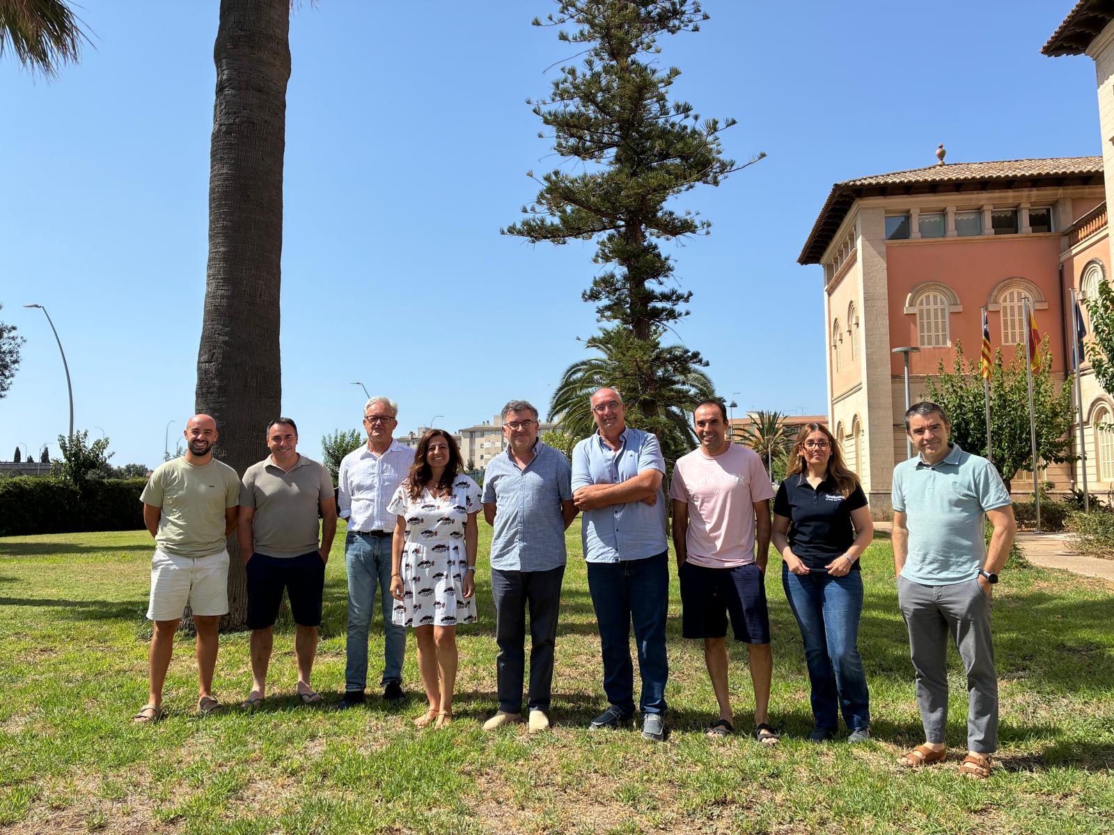 El Govern i el sector pesquer impulsen un distintiu per identificar els restaurants que aposten pel peix local