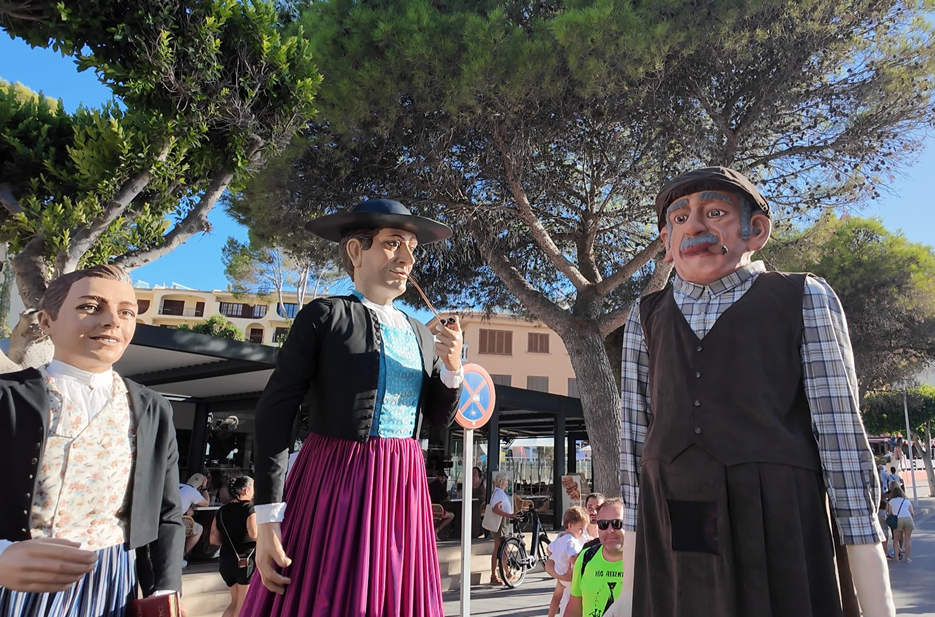 La Trobada de Gegants de Calvià celebra 25 anys amb colles de Mallorca, Salou i Fondarella