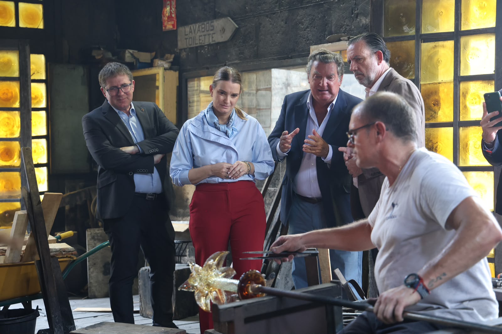 "Producte fet aquí", un distintiu per als productes que mantenen l'activitat productiva