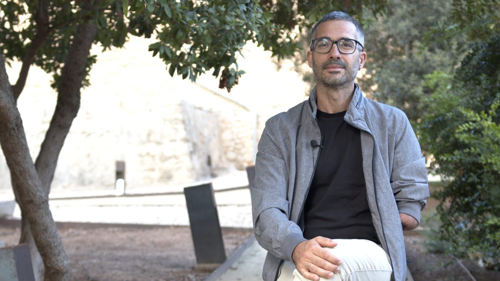 Jaume Brunet: "Dins aquest món tots ens sentim diferents per qualque cosa"